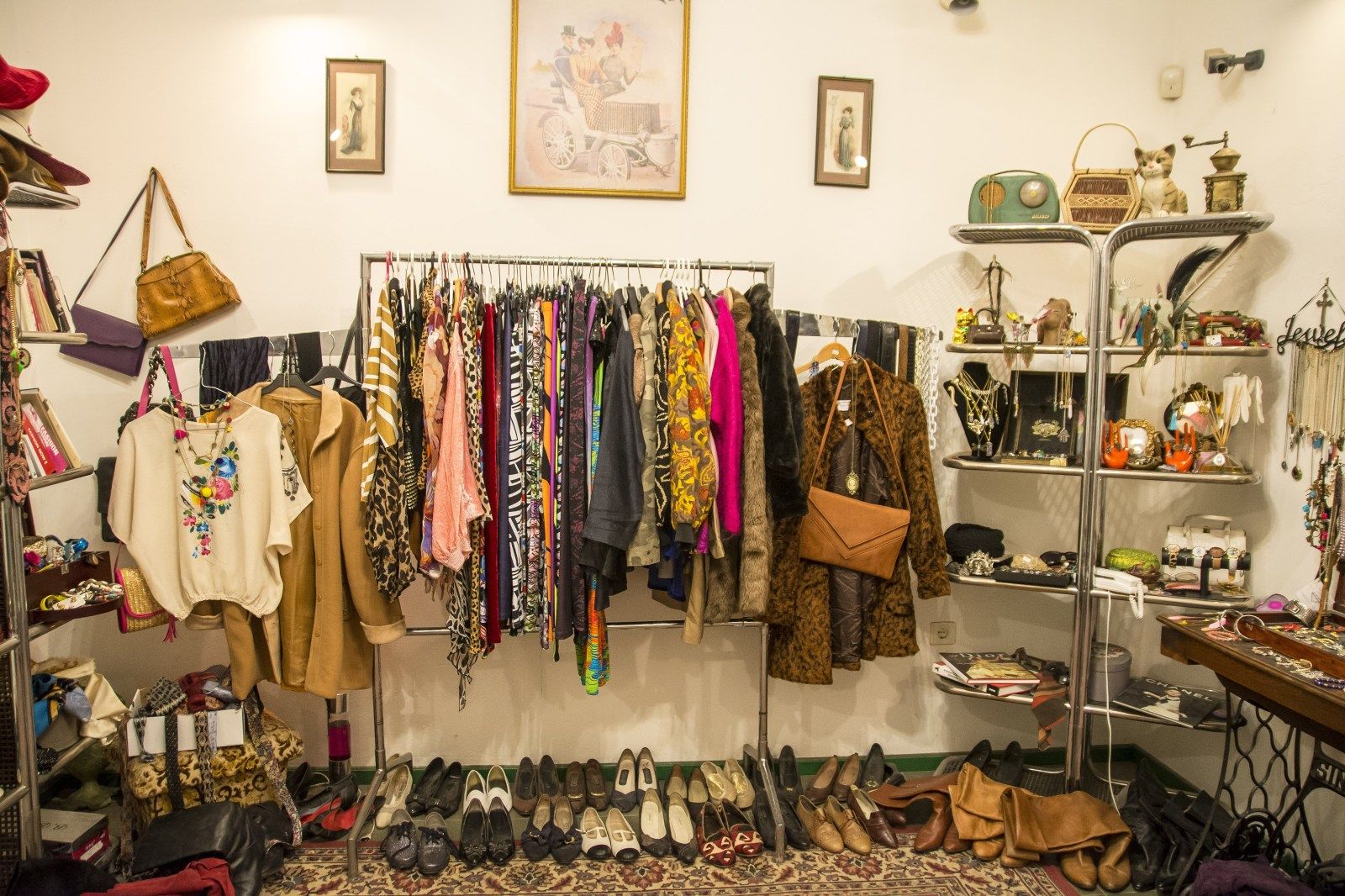 Don Don Down on Wednesday Second-hand Clothing Shops in Japan 4