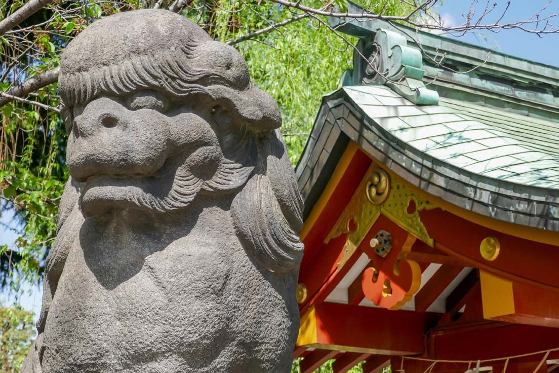 Discovering Lions and Dragons at Yasaka Shrine Japan 4