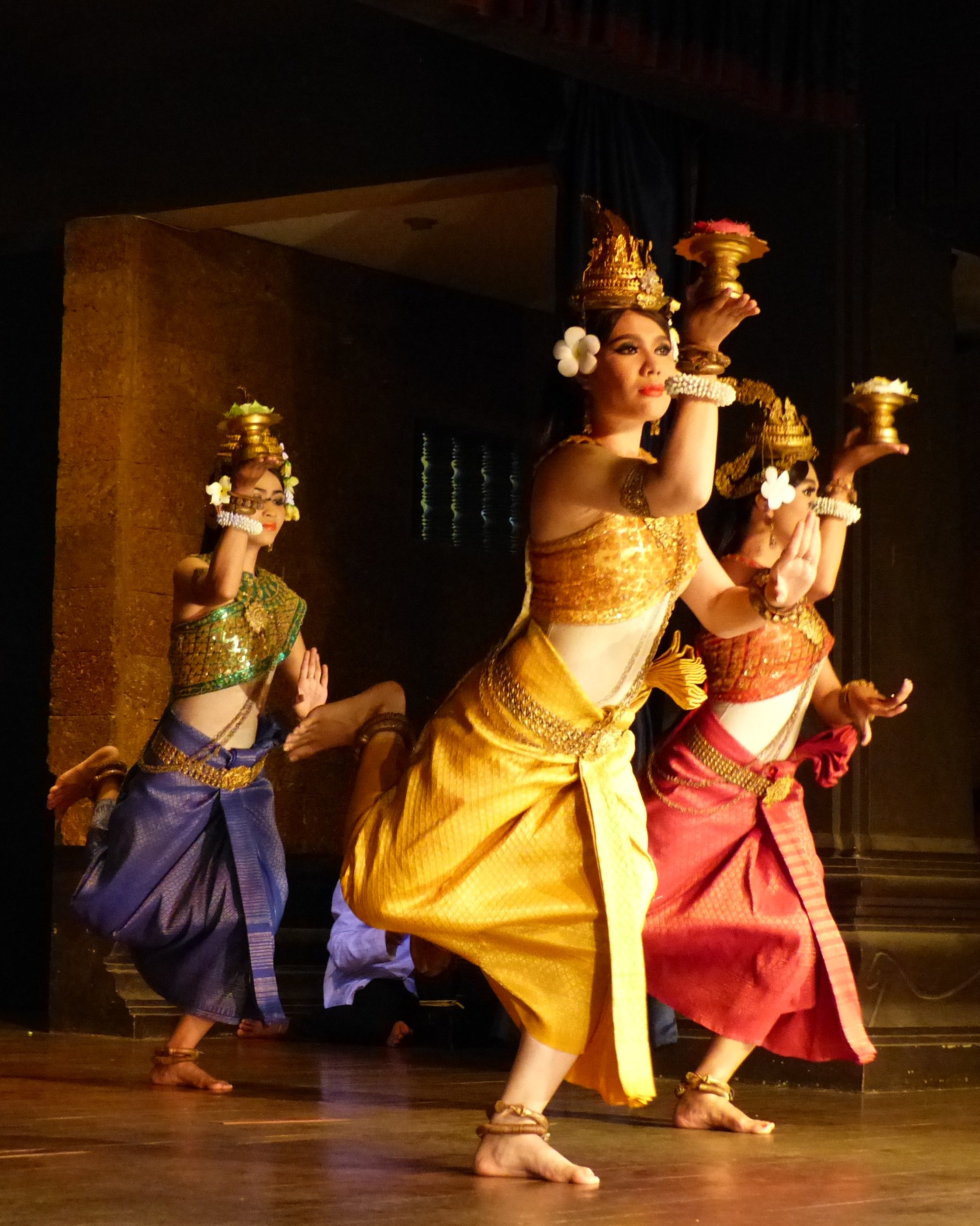 Why you should experience a Khmer Apsara Dance 2